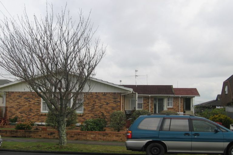 Photo of property in 1/43 East Street, Papakura, 2110
