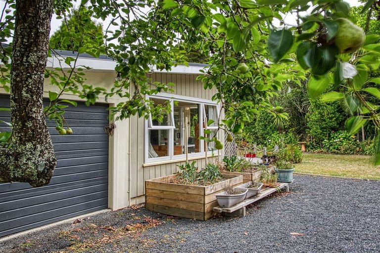Photo of property in 47 Okiato Road, Okiato, Russell, 0272