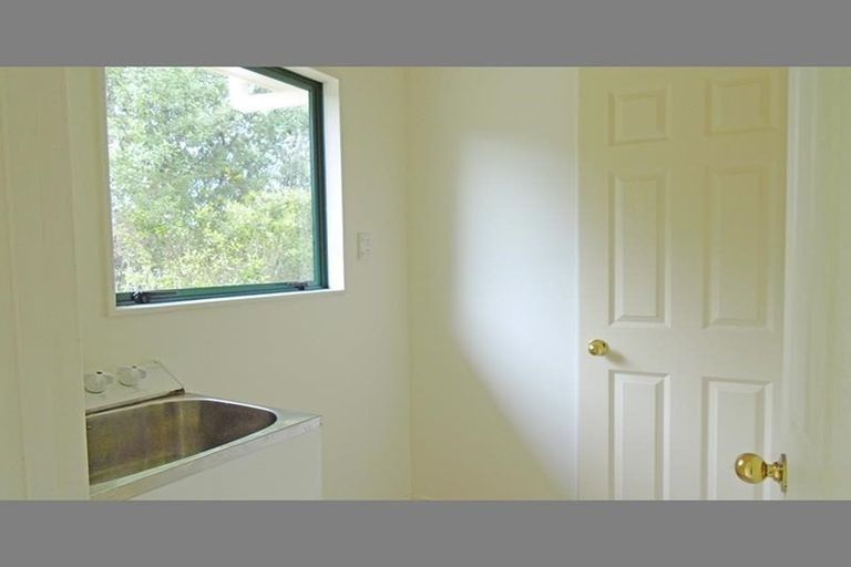 Photo of property in 12b Wicklam Lane, Greenhithe, Auckland, 0632