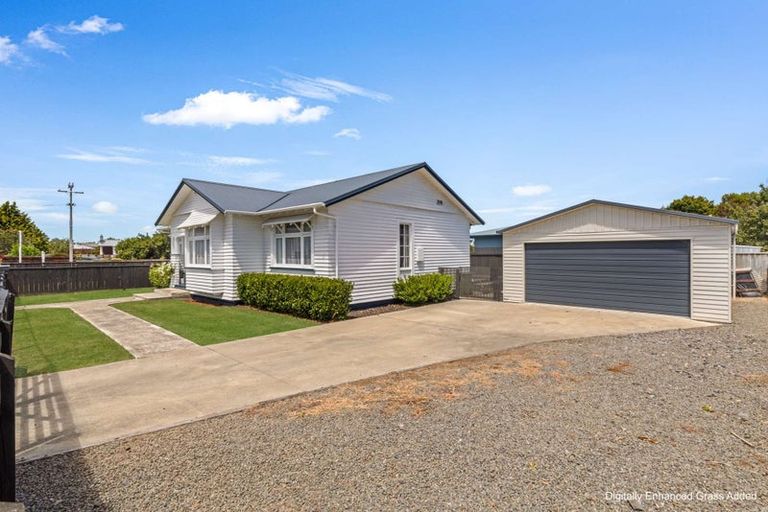 Photo of property in 42 King Street, Marton, 4710