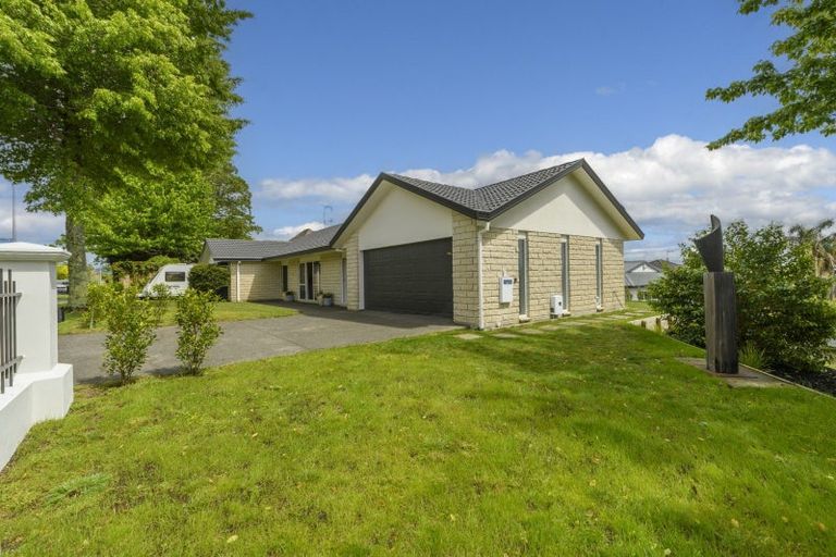 Photo of property in 1 Millbrook Drive, Bethlehem, Tauranga, 3110