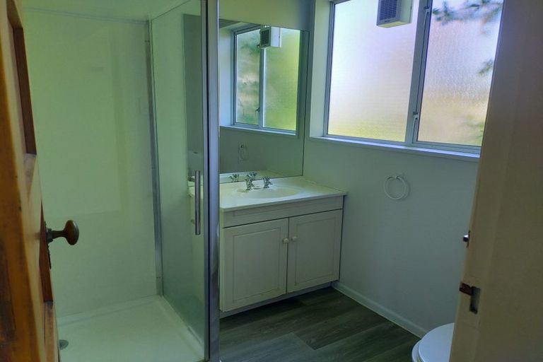 Photo of property in 1 Seton Street, Riccarton, Christchurch, 8011