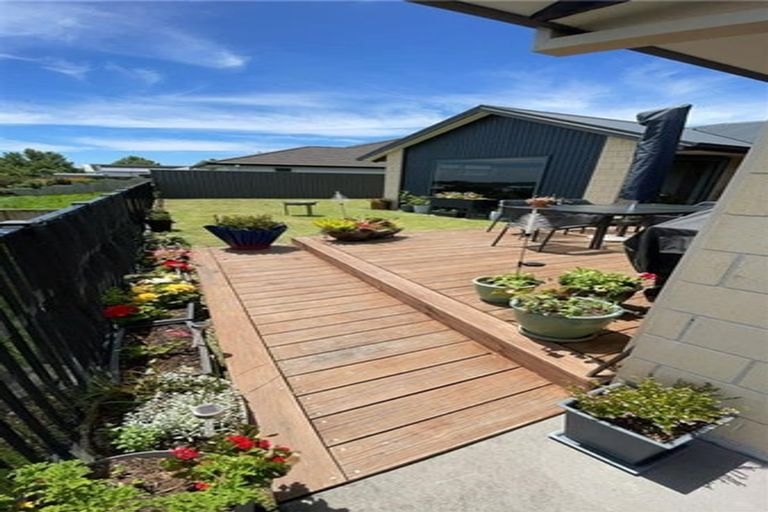 Photo of property in 23 Robley Road, Pyes Pa, Tauranga, 3112