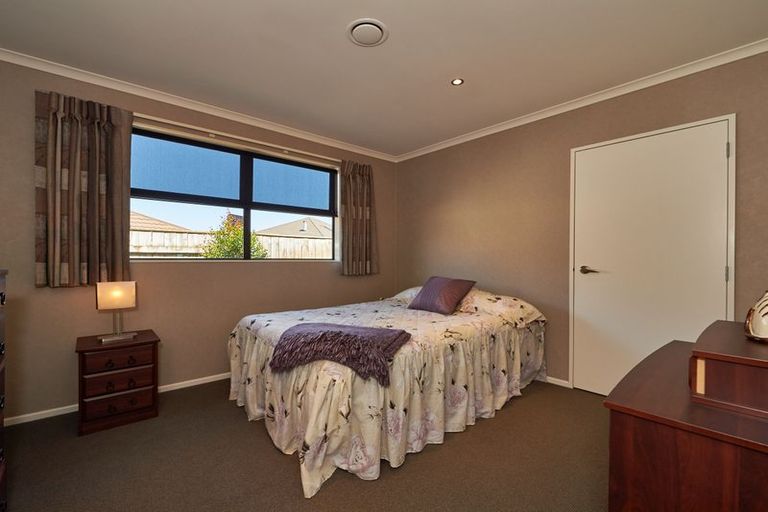 Photo of property in 9 Masefield Terrace, Kelvin Grove, Palmerston North, 4414