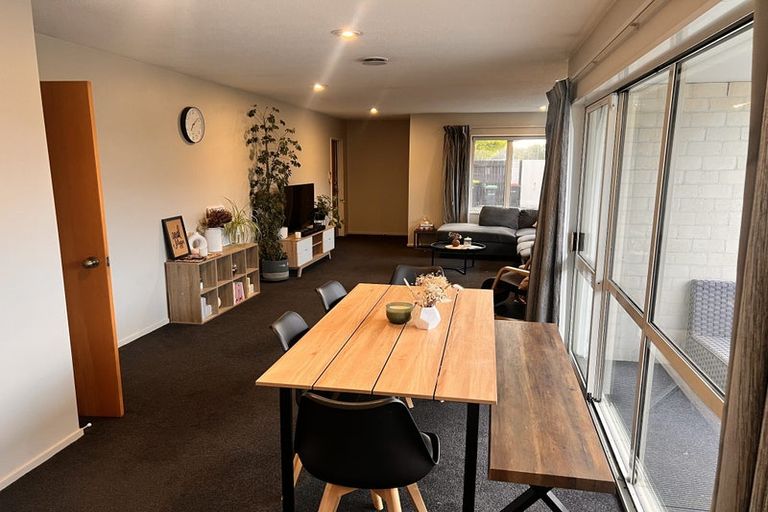 Photo of property in 1/178 Gayhurst Road, Dallington, Christchurch, 8061