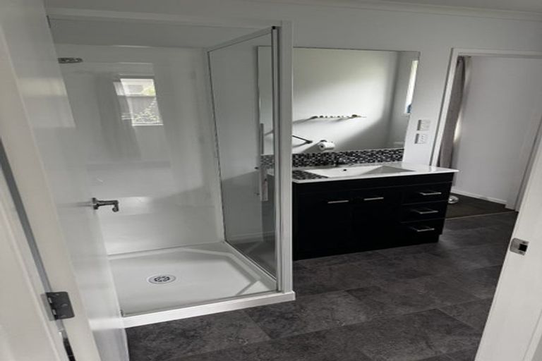 Photo of property in 18 Dal Din Drive, Otaki, 5512