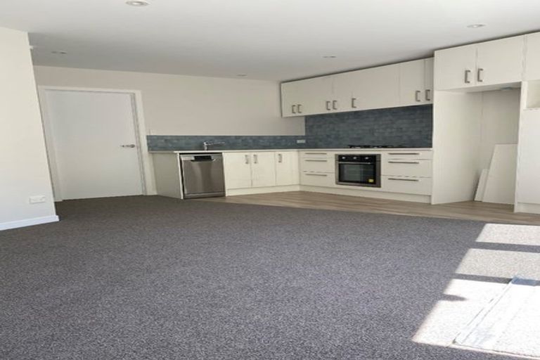 Photo of property in 120 Milton Road, Bluff Hill, Napier, 4110