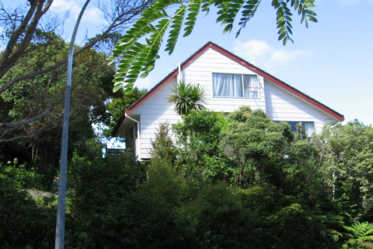 Photo of property in 2/43 Brigantine Drive, Beach Haven, Auckland, 0626