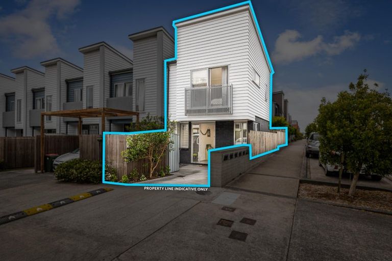 Photo of property in 41 Mapou Road, Hobsonville, Auckland, 0616