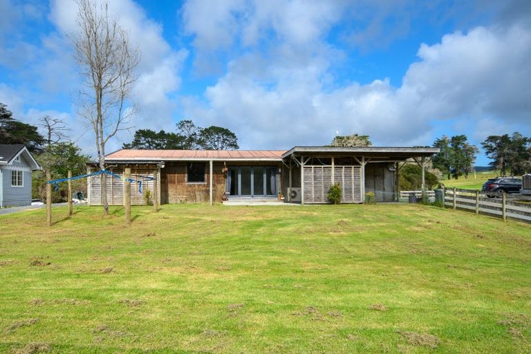 Photo of property in 123 Hunter Road, Taupaki, 0782