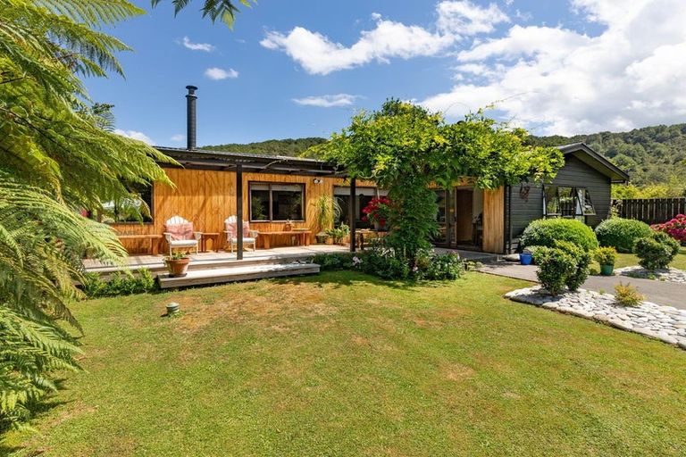 Photo of property in 725 Taylorville Road, Taylorville, Greymouth, 7805