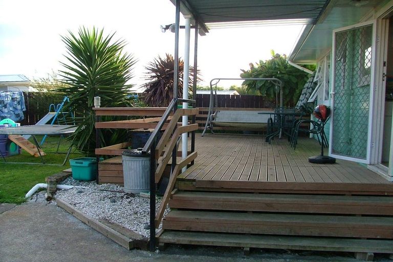 Photo of property in 14 Tairere Crescent, Rosehill, Papakura, 2113