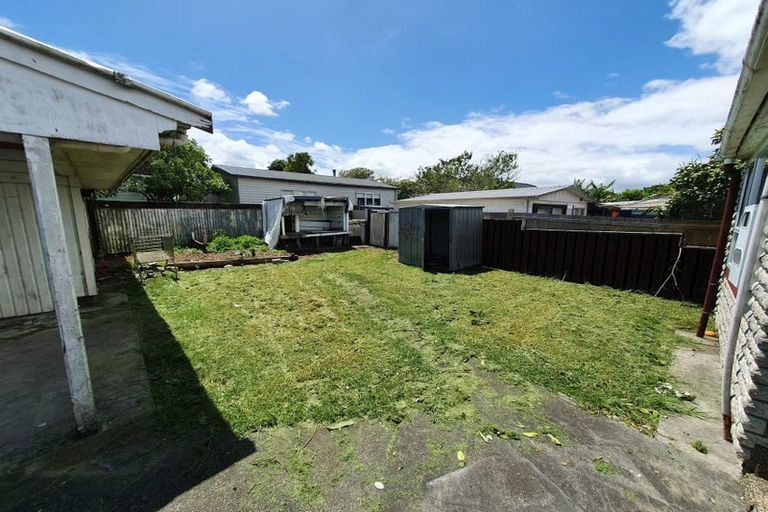 Photo of property in 4 Balfour Road, Manurewa, Auckland, 2102