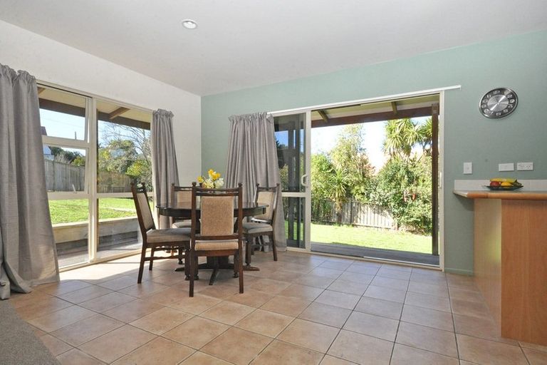 Photo of property in 1 Downer Access Road, Kaukapakapa, 0873