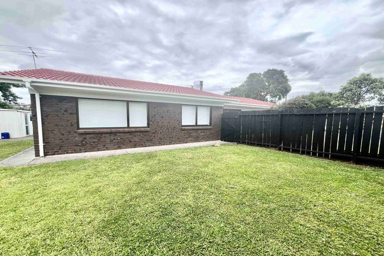 Photo of property in 160 Sturges Road, Henderson, Auckland, 0612