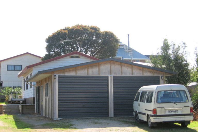 Photo of property in 115a Simpson Road, Papamoa Beach, Papamoa, 3118