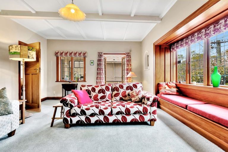 Photo of property in 8 Kowhai Road, Kelburn, Wellington, 6012