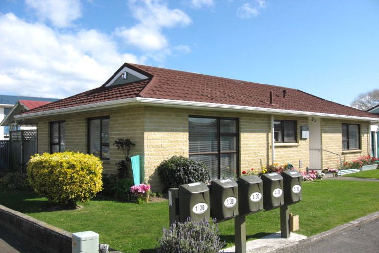Photo of property in 1/30 Leighton Avenue, Waiwhetu, Lower Hutt, 5010
