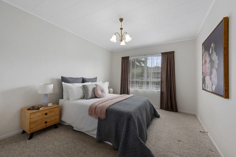 Photo of property in 8a Amber Grove, Birchville, Upper Hutt, 5018