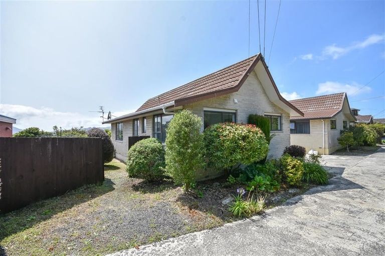 Photo of property in 27a Middleton Road, Kew, Dunedin, 9012