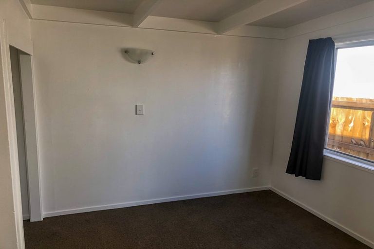 Photo of property in 151 Bruce Mclaren Road, Henderson, Auckland, 0612