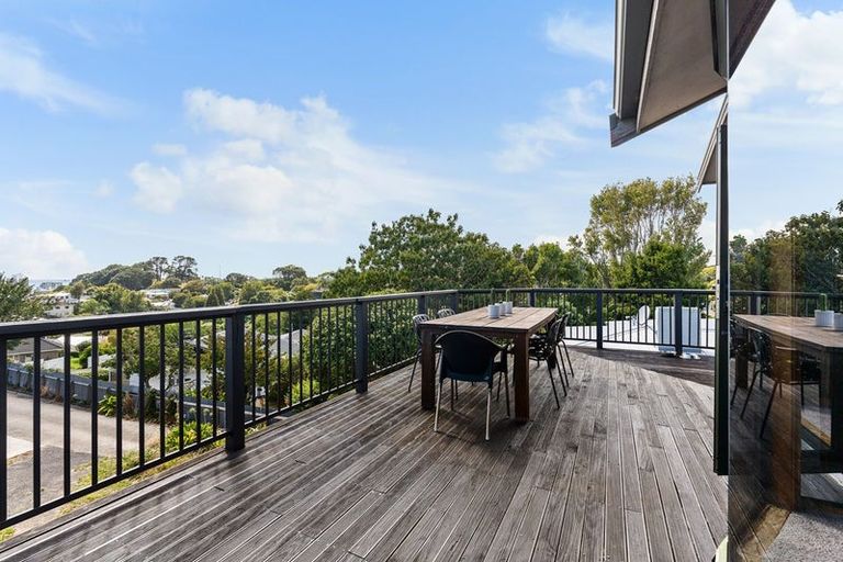 Photo of property in 3b Barrett Street, Westown, New Plymouth, 4310