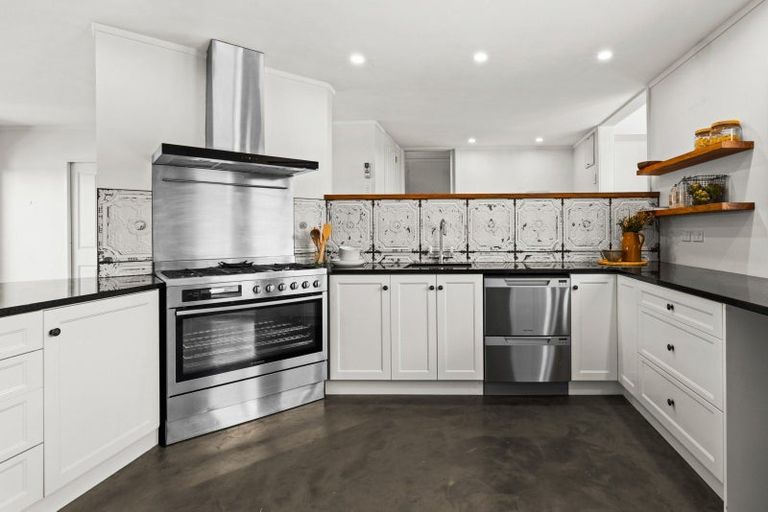 Photo of property in 49 Te Aute Road, Havelock North, 4130