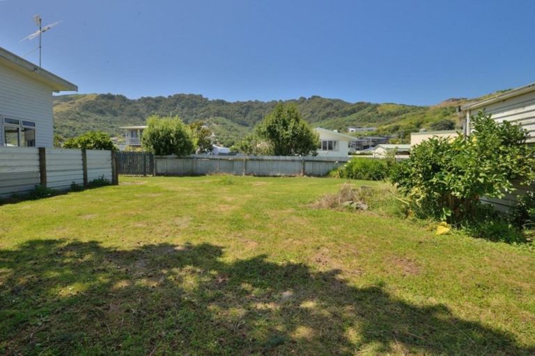 Photo of property in 69 Fortescue Street, Mahia, Nuhaka, 4198