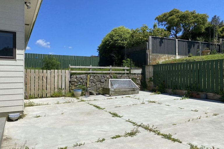 Photo of property in 7b Tregony Place, Camborne, Porirua, 5026