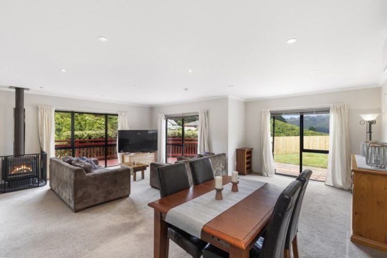 Photo of property in 267 Maungaraki Road, Maungaraki, Lower Hutt, 5010