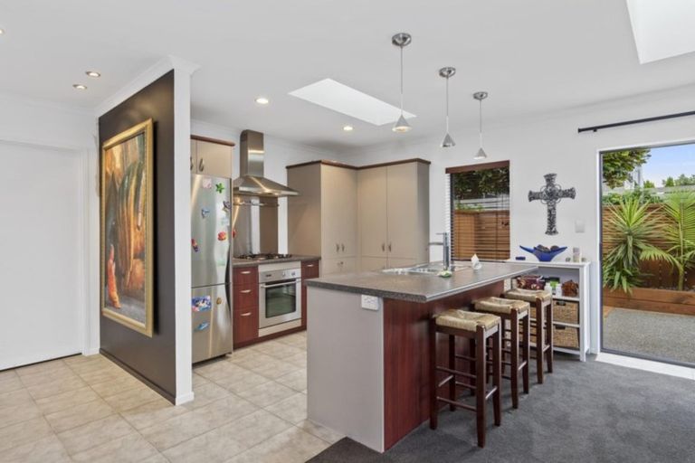 Photo of property in 32 Aranui Drive, Papamoa Beach, Papamoa, 3118