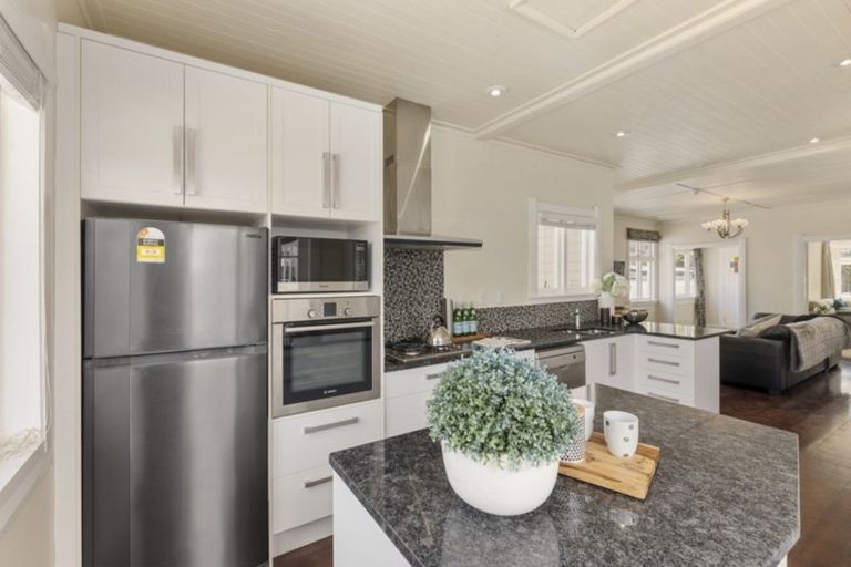 Photo of property in 41 Moa Street, Alicetown, Lower Hutt, 5010