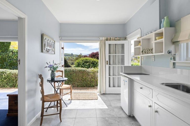 Photo of property in 8 Percy Street, Akaroa, 7520