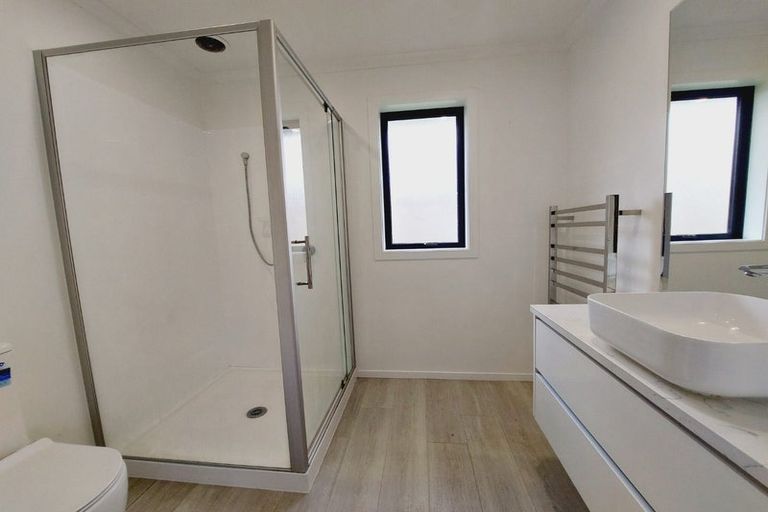 Photo of property in 27 Leathem Crescent, Pokeno, 2402