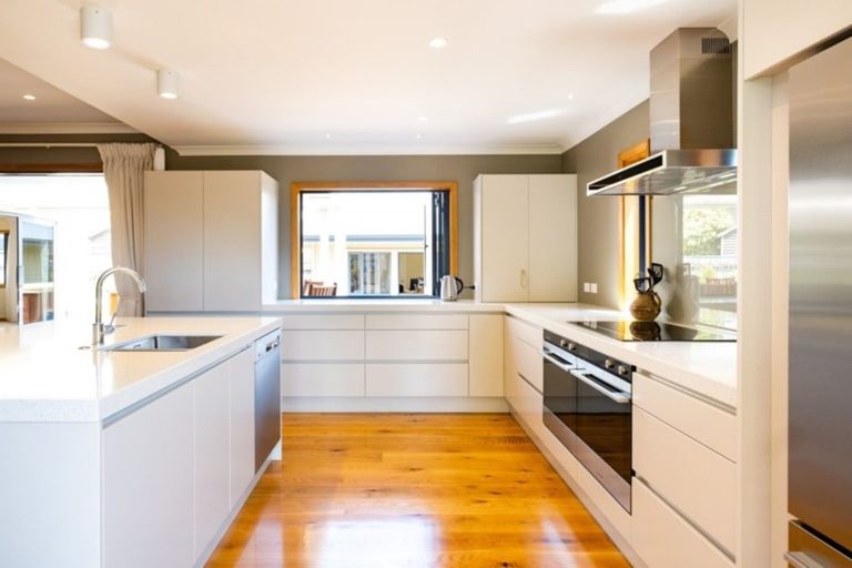 Photo of property in 8 Fulford Road, Havelock North, 4130