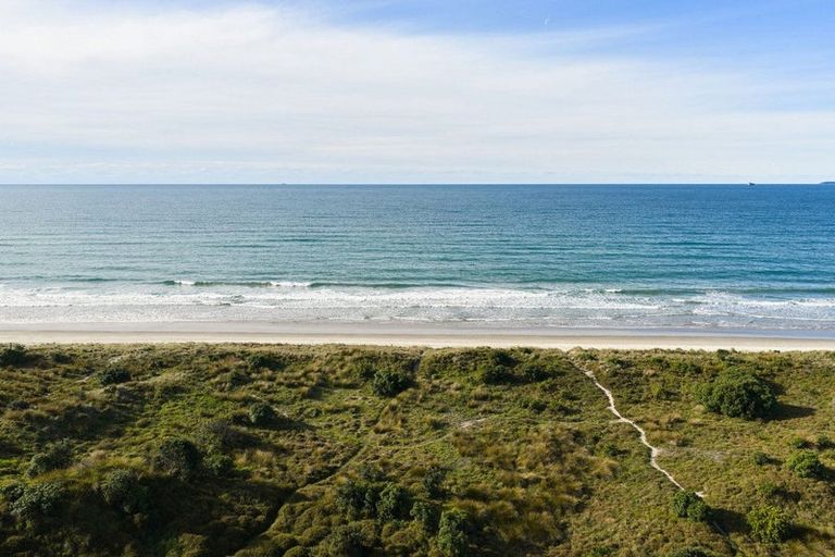 Photo of property in 184 Oceanbeach Road, Mount Maunganui, 3116