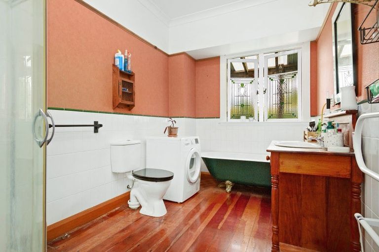 Photo of property in 25 Kahikatea Lane, Brown Owl, Upper Hutt, 5018