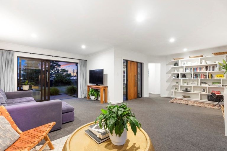 Photo of property in 39 Golf Road, Mount Maunganui, 3116