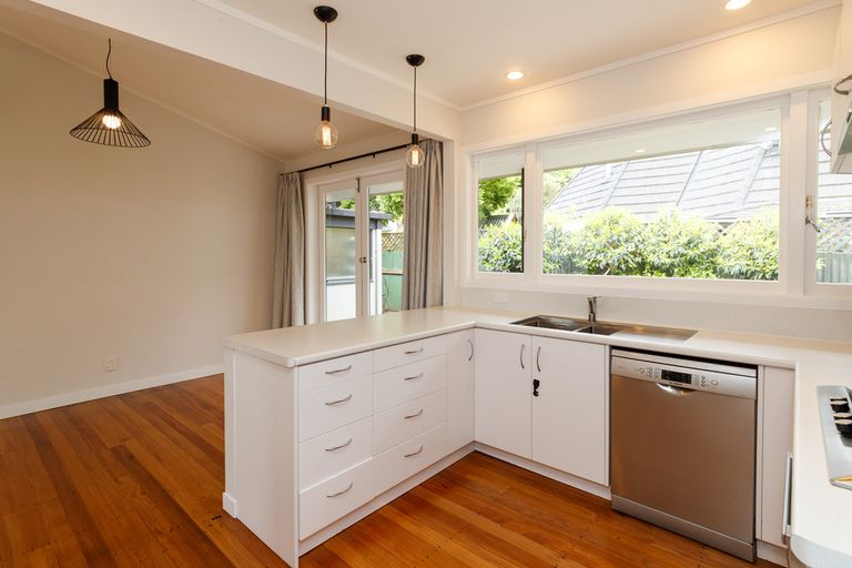 Photo of property in 26b Ihaka Street, Hokowhitu, Palmerston North, 4410