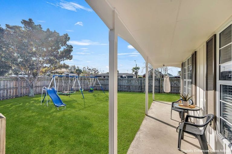 Photo of property in 1 D'arcy Place, Taradale, Napier, 4112