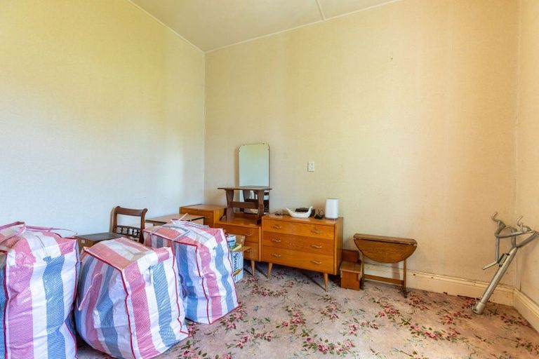 Photo of property in 65 Newman Road, Eketahuna, 4900