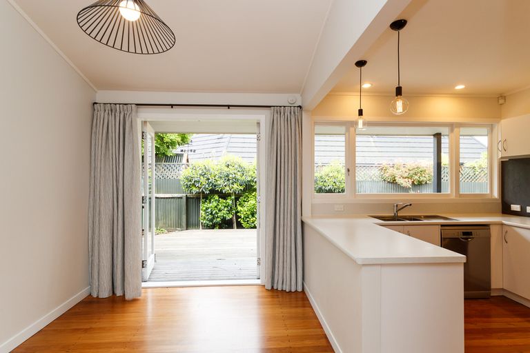 Photo of property in 26b Ihaka Street, Hokowhitu, Palmerston North, 4410