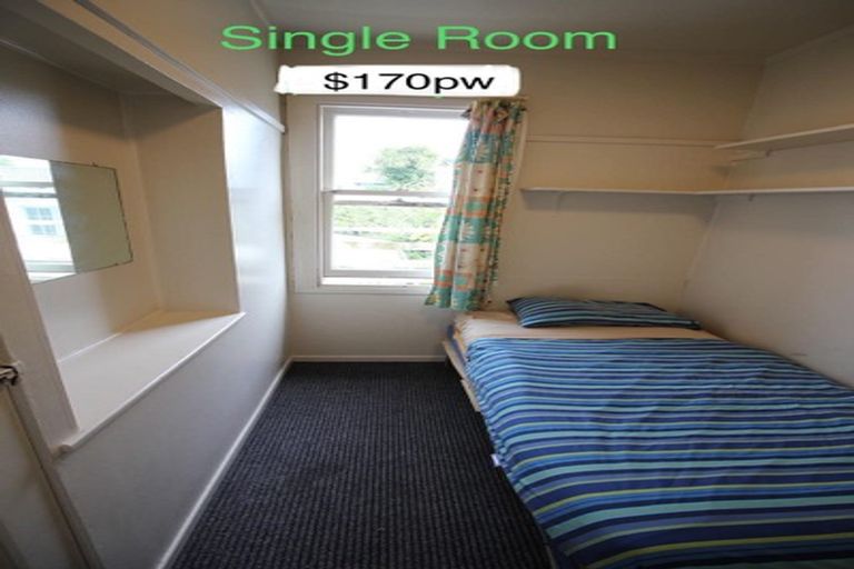 Photo of property in 115 Brougham Street, Westport, 7825