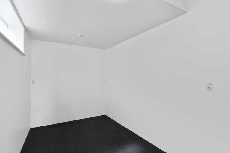 Photo of property in 109 Tasman Street, Mount Cook, Wellington, 6021