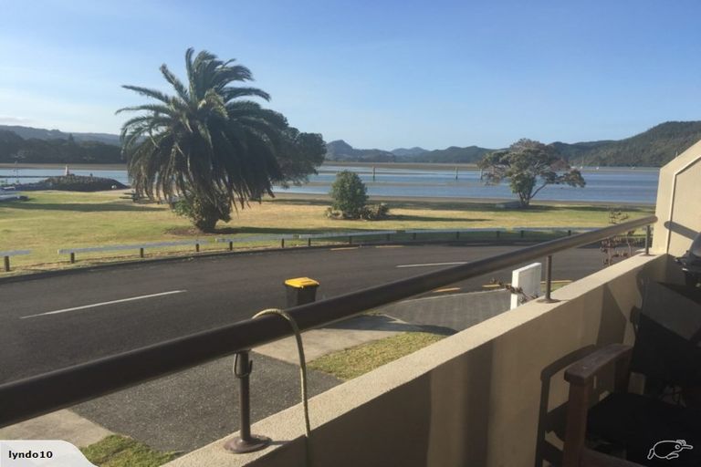 Photo of property in 613c Beach Road, Whangamata, 3620