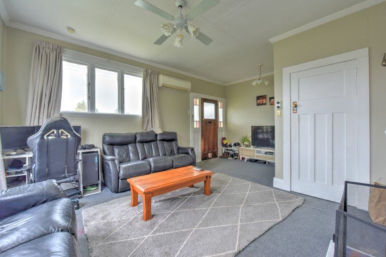 Photo of property in 74 Ferry Road, Edendale, 9825