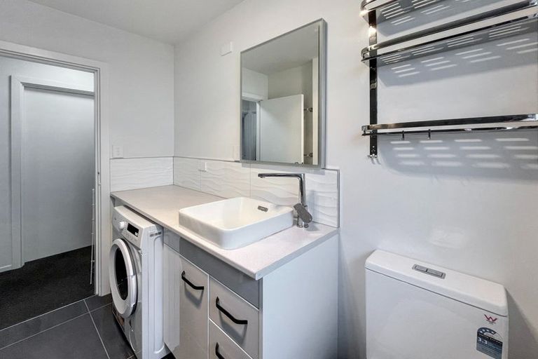 Photo of property in 2/171 Clarence Street, Riccarton, Christchurch, 8011