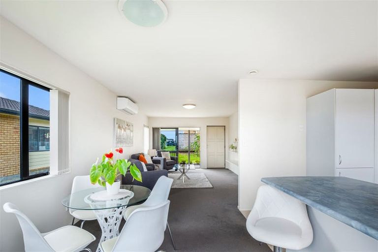 Photo of property in 27/197 Royal Road, Massey, Auckland, 0614