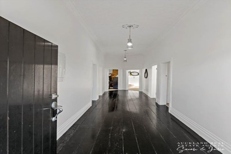 Photo of property in 12 Ethel Street, Sandringham, Auckland, 1025