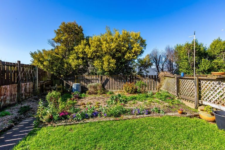 Photo of property in 8 Tregony Place, Camborne, Porirua, 5026